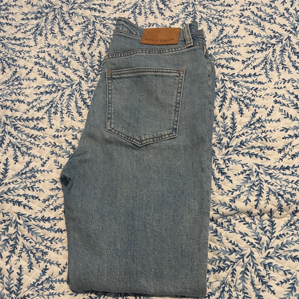 Women’s Denim Forum Blue Jeans